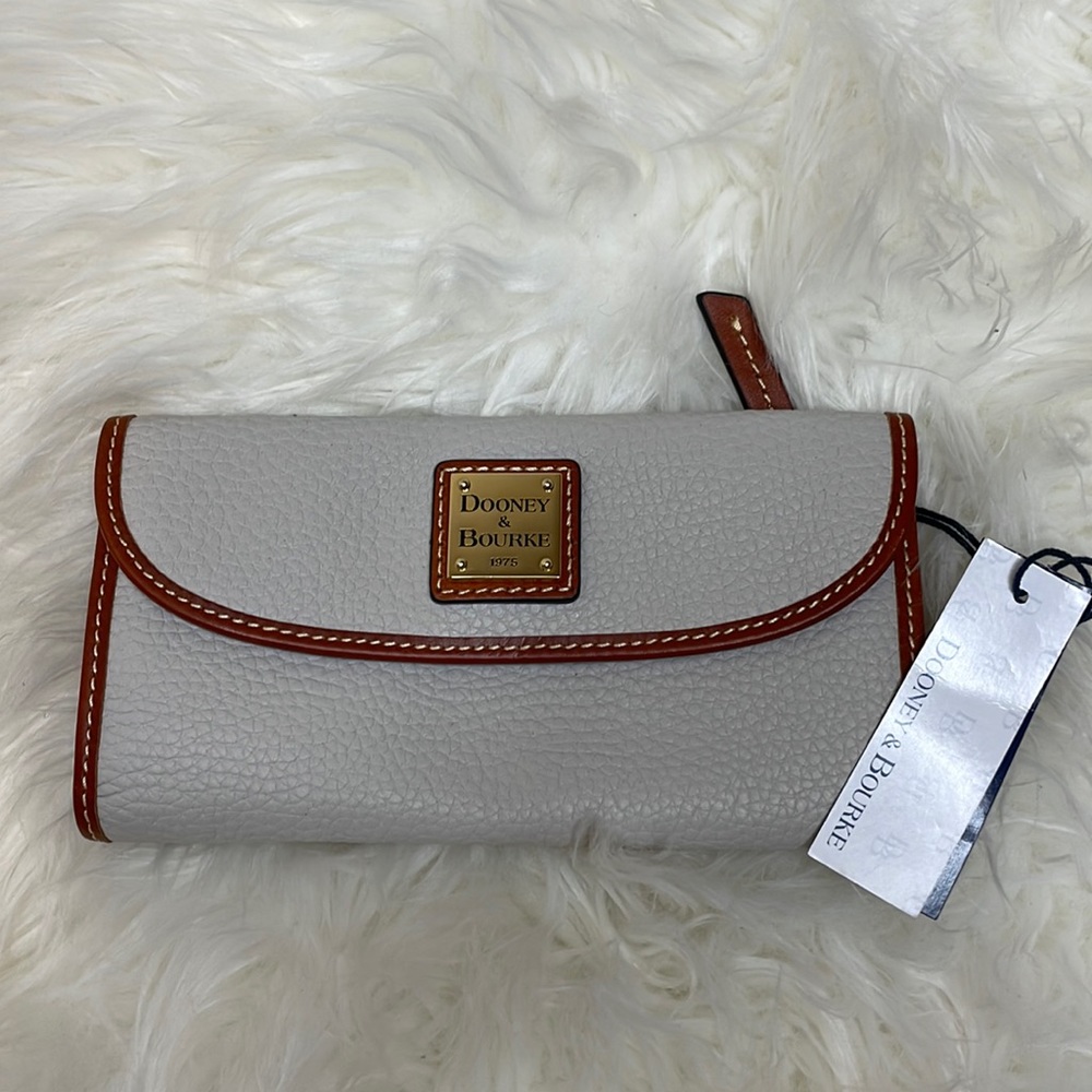 Dooney & Bourke pebble grain leather continental clutch RARE COLOR NWT